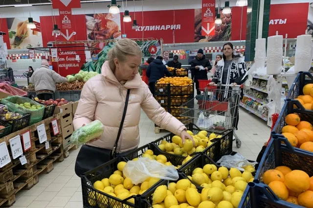 В магазине стоит бывать раз в неделю. Ну или два.