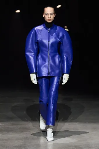 Jil Sander осень-зима 2023/24 фото № 14