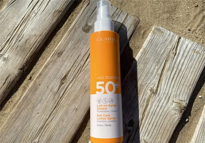 Clarins Lait-en-Spray Solaire Corps SPF 50+